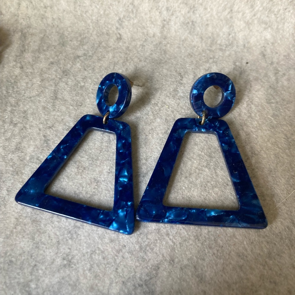Blue geometric earrings